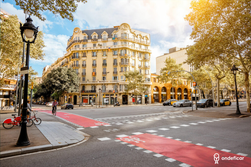 Onde Ficar em Barcelona: Melhores bairros e hotéis